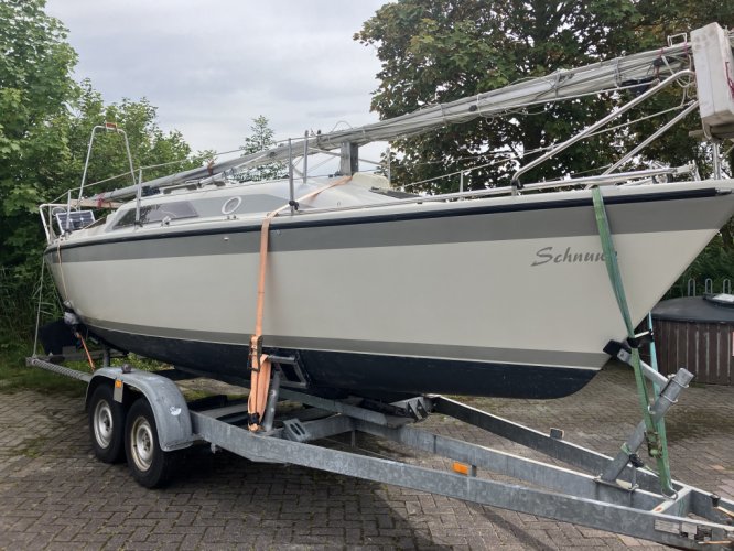 Dehler Dehlya 25 hefkiel inclusief trailer