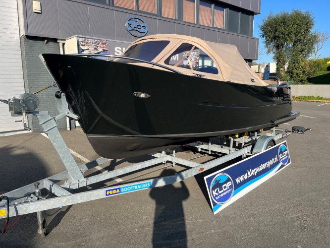 Primeur 620 met een Mercury 40 pk motor uit bouwjaar 2021!