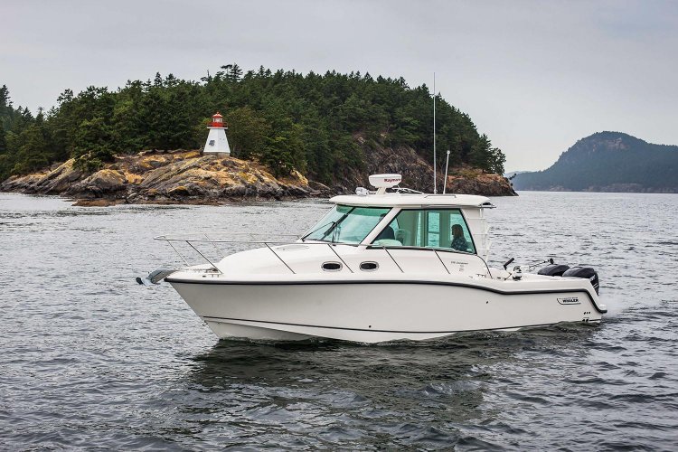 Boston Whaler 325 Conquest Pilothouse