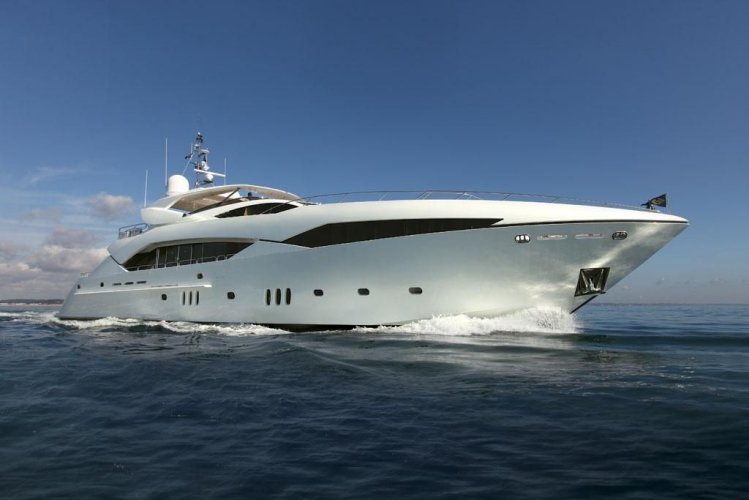 Sunseeker Predator 130