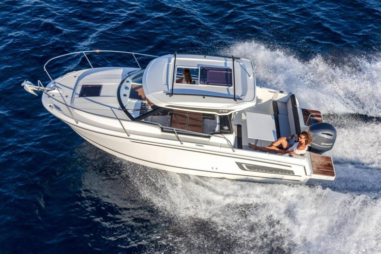 Jeanneau 795 Merry Fisher Serie 2