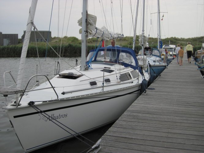 Hunter 30