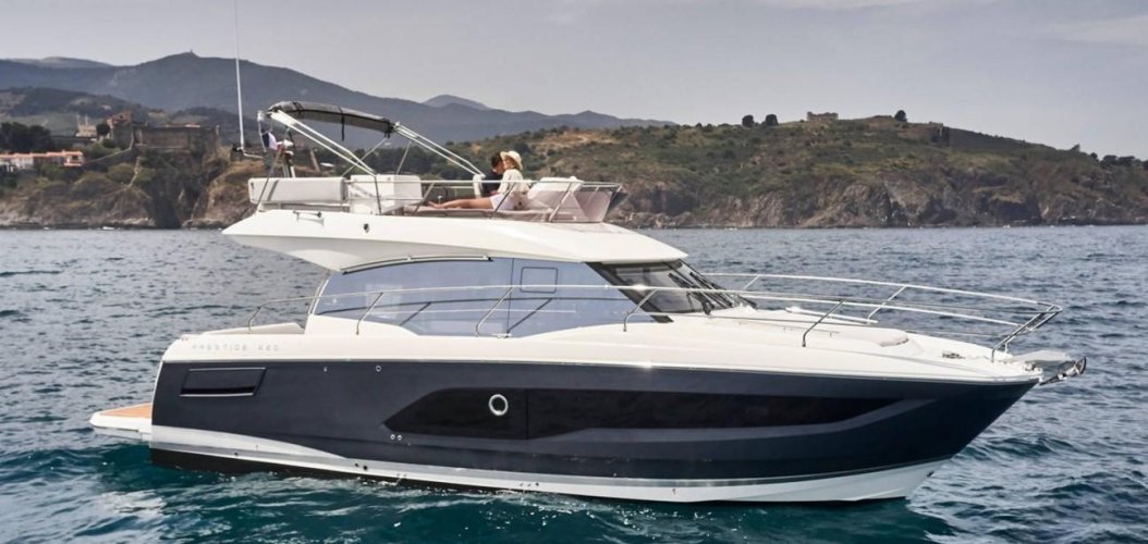 Jeanneau Prestige 420 Flybridge