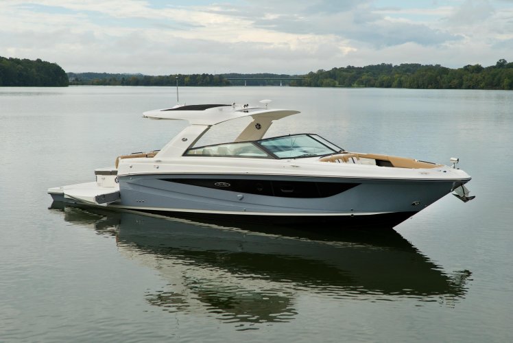 Sea Ray SLX 400