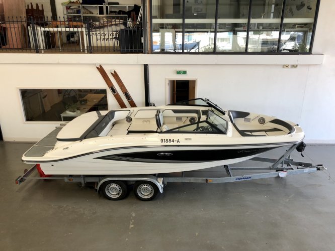 Sea Ray 21 SPX E