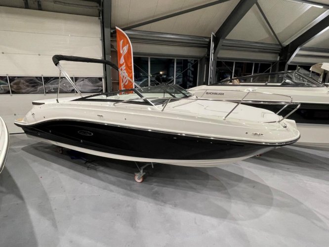 Sea Ray 230 Sun Sport