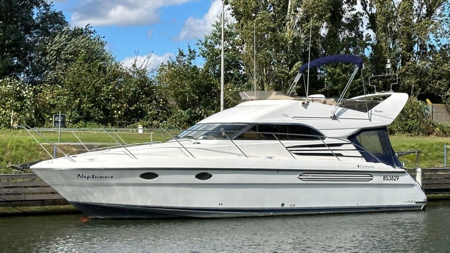 Fairline Phantom 40 Flybridge